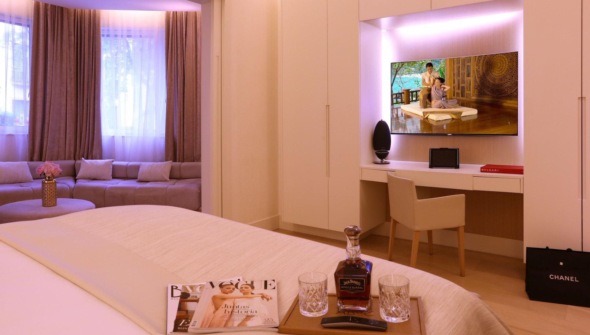 Hotel Abac Restaurant Gl Monumento 5*